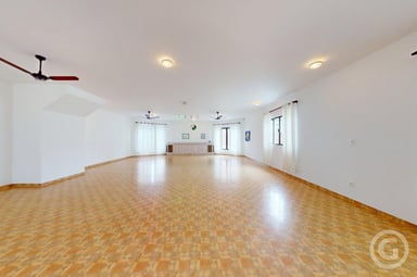 sala pavimento superior